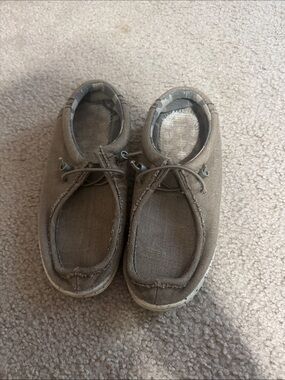 Kids Casual Canvas Shoes - Brown off brand hey dudes size 2